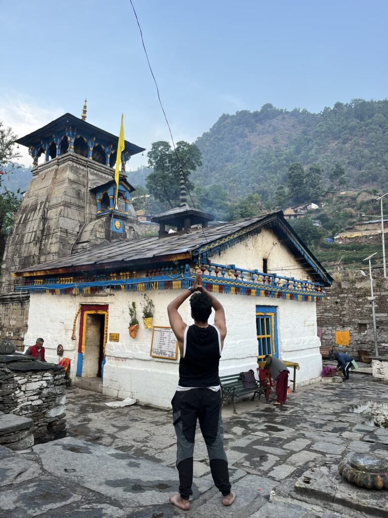 Triyuginarayan temple